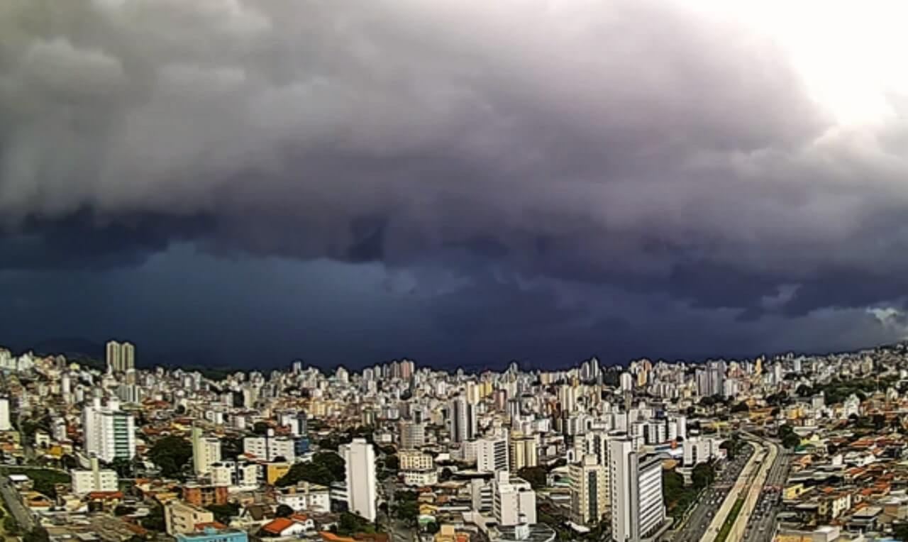 Vai chover em BH e Vitória Confira a previsão do tempo para os